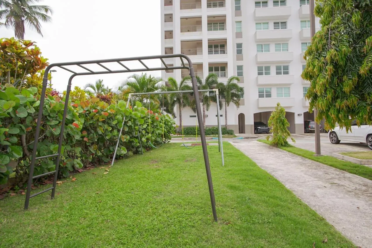 Beachfront 7Th Floor Unit At Mar Azul Aguada Appartamento