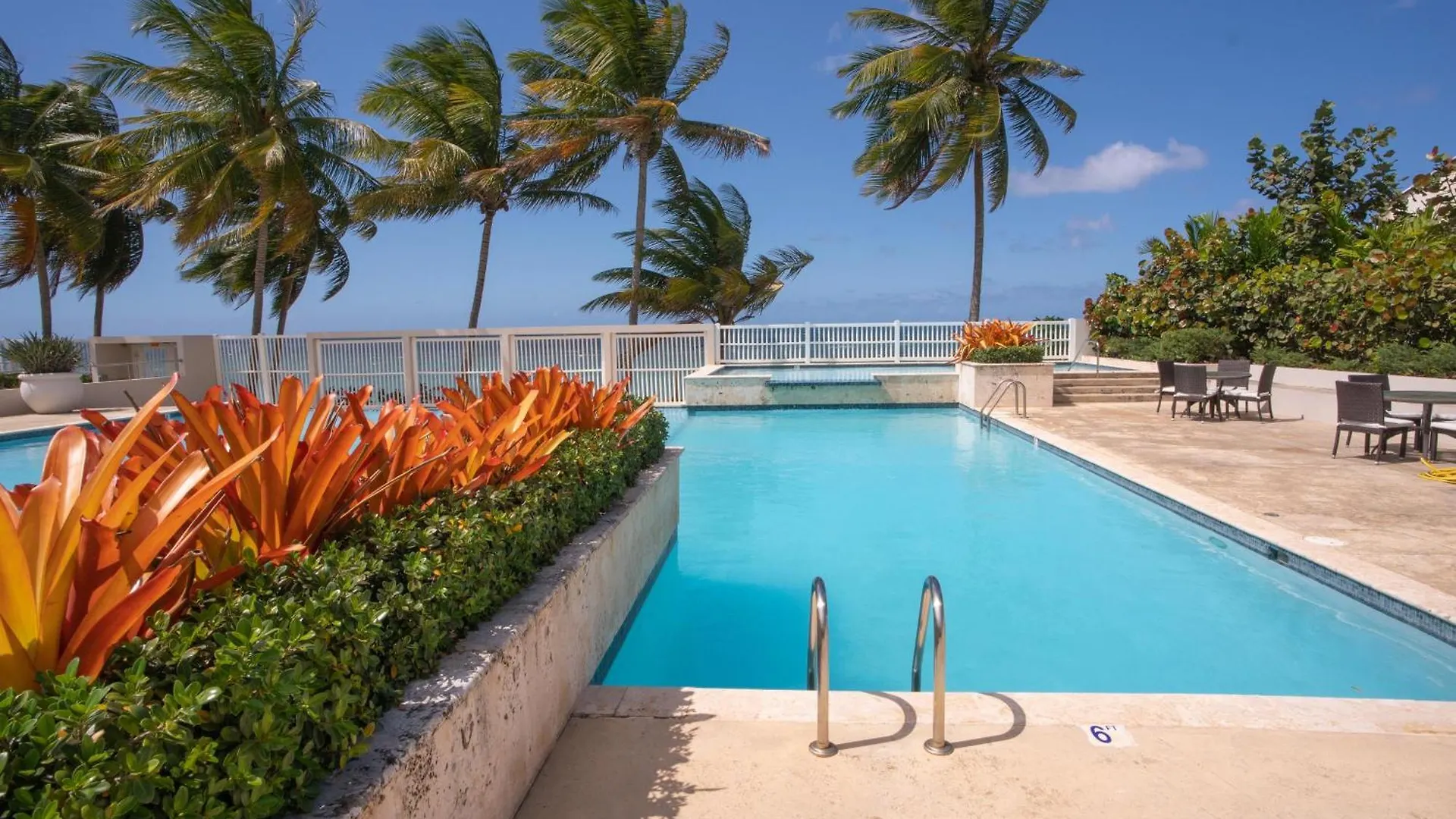 Beachfront 7Th Floor Unit At Mar Azul Агуада Пуэрто-Рико